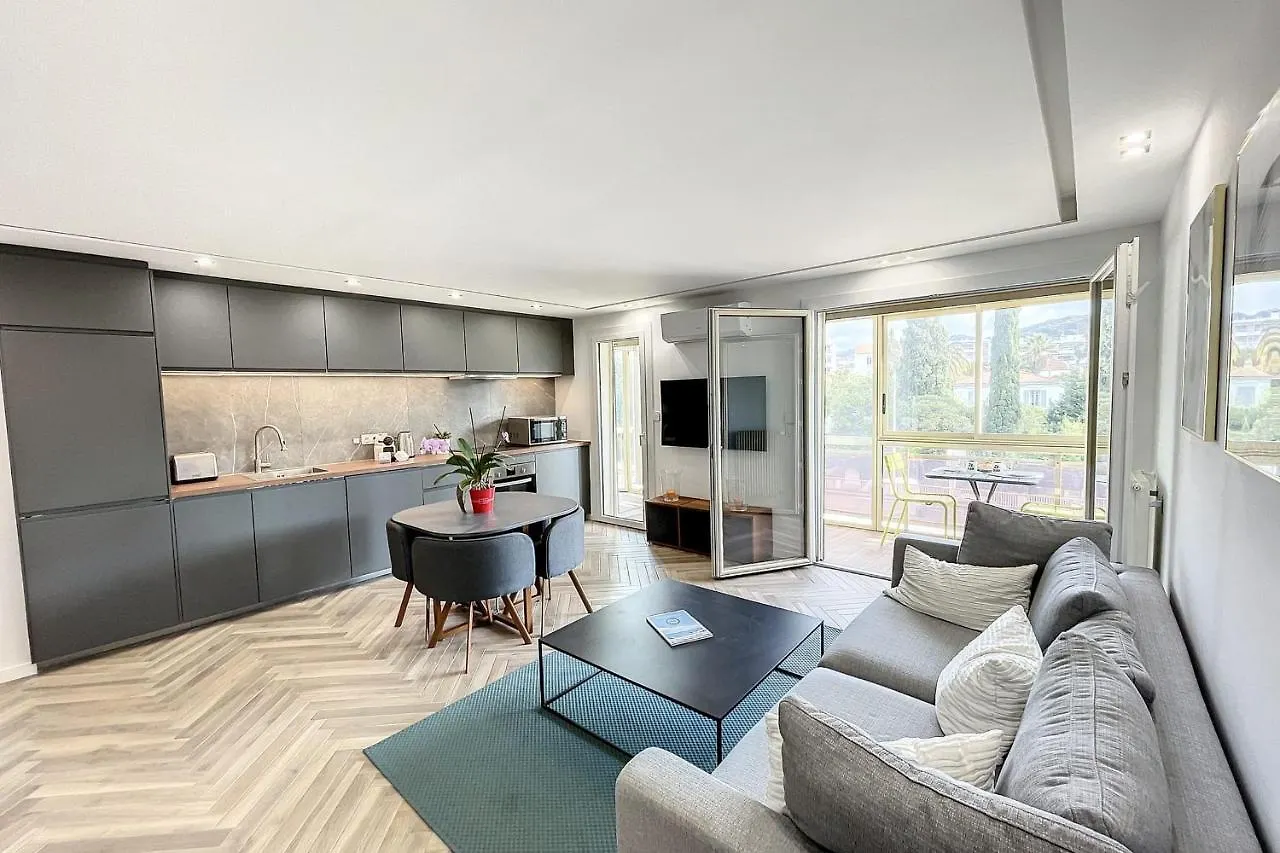Apartment Heart Of Cannes Contemporary 2Br Garden View Palais & Croisette 5 Mn By Olam Properties